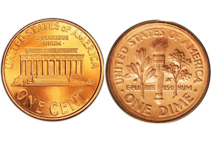 Una moneda de centavo común debe llevar en el reverso el monumento Lincoln, sin embargo, en el ejemplar con error mula lleva el reverso del dime de Roosevelt