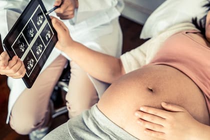 Una mujer con útero doble en China dio a luz a dos hijos