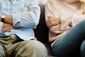 Una mujer descubrió la infidelidad de su esposo y reveló qué decisión tomó (Foto Unsplash)