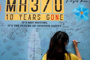 Los diez años de una “angustiante espera” entre familiares de los desaparecidos en el misterioso vuelo MH370