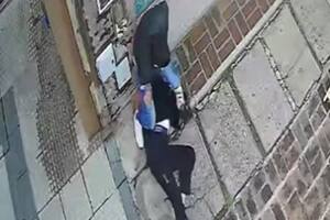 Una mujer fua baleada en la calle cuando intentaron robarle sus pertenencias