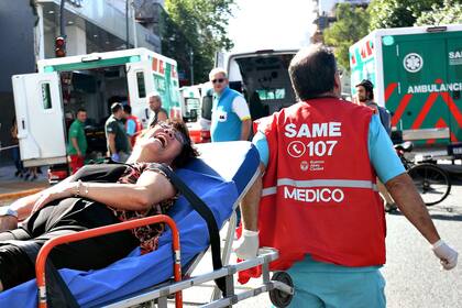 Una mujer fue rescatada del incendio