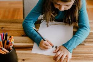 Una niña entendió muy mal el pedido de su maestro y se volvió viral (Fuente unsplash)