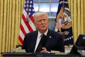 Una nueva encuesta revela que el “apoyo fuerte” a Donald Trump cayó ocho puntos