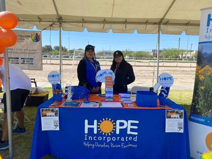 Una organización busca para su puesto de operador telefónico a personas que se hayan recuperado de una adicción o una enfermedad de salud mental