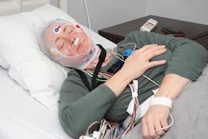 Crean un modelo de IA que detecta más de 100 enfermedades mientras dormís