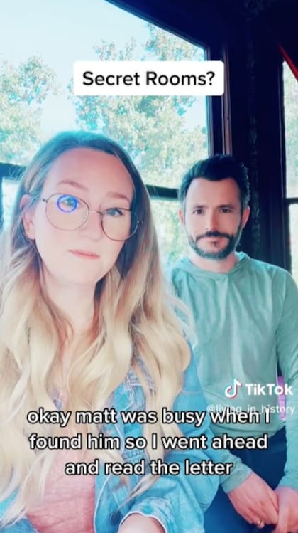 Una pareja compró una casa antigua colmada de secretos