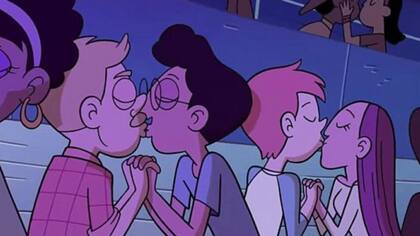 Una pareja de hombres y una de mujeres se besan en un capítulo de la serie animada de Disney "Star contra las fuerzas del mal"