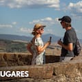 Pueblos para enamorarse en plena campiña, entre castillos, olivos y cipreses