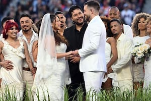 La historia de la pareja que se casó en el show del medio tiempo del Super Bowl: ¿fue legal?