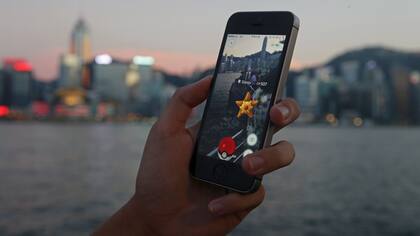 Una partida del Pokémon Go desde un iPhone. El juego se convirtió en el título más descargado de la historia del App Store de Apple