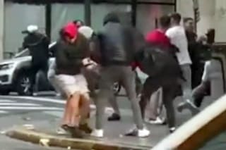 Fue a bailar con amigos y a la salida del boliche lo atacó una patota a golpes: está en terapia intensiva