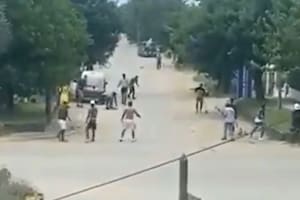 Una feroz batalla campal entre vendedores de churros terminó con cuatro detenidos