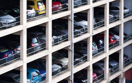 Una persona puede recibir hasta US$1000 en multas si tiene un permiso de estacionamiento fraudulento