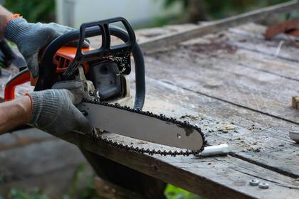 Una persona se olvidó hasta una motosierra en el Uber