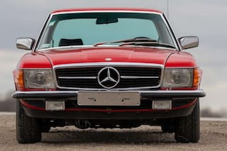 Subastaron en Estados Unidos un Mercedes Benz que perteneció a Maradona