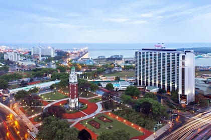 Una postal de Retiro.