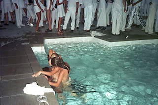 Así eran las desenfrenadas y lujosas fiestas blancas de Sean Diddy Combs