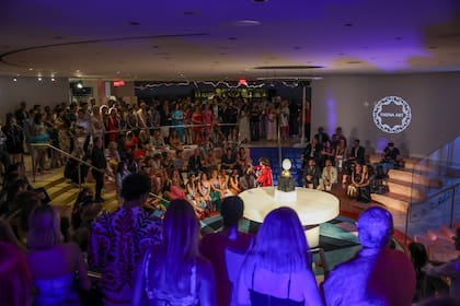 Una postal de la noche en la Art Gala Faena