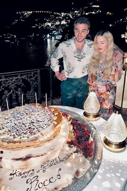 Una postal del
cumpleaños de Rocco
Ritchie, que se festejó
unos días antes.