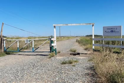 Una postal del ingreso al establecimiento