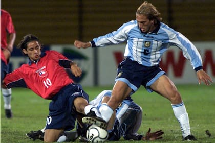 Una postal del tiempo: Zubeldía, hace veinte años, jugando para la selección Sub 20, en un torneo Preolímpico