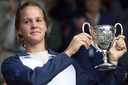 Una postal inolvidable: Salerni, campeona junior en Wimbledon 2000