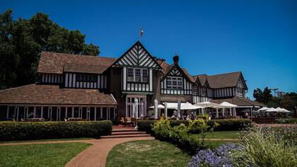 Una postal que resume tenis: el club house del Argentino