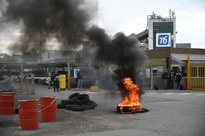 Una protesta ayer en un complejo exportador de Puerto General San Martín