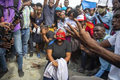 Una protesta por la inseguridad en Puerto Príncipe. Crédito: Dieu Nalio Chery