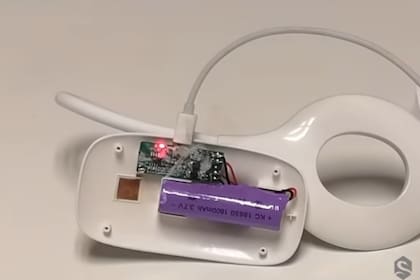 Una prueba realizada por el laboratorio Xuanwu de Tencent demostró que un atacante puede vulnerar los ajustes de los cargadores rápidos para provocar el recalentamiento de un dispositivo electrónico