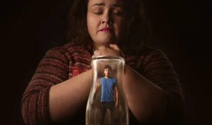 Una psicóloga analizó las palabras y los gestos de la verdadera acosadora de Bebé Reno