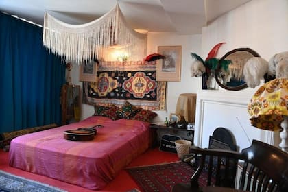Una réplica de la habitación de Jimmy Hendrix en su casa-museo en Brook Street