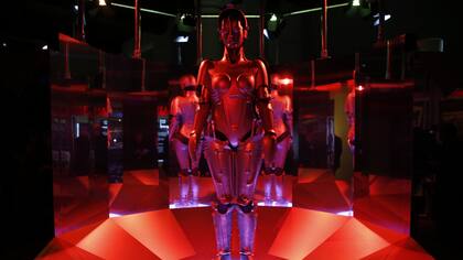 Una réplica de Maria, el ginoide protagonista del film Metropolis de Fritz Lang