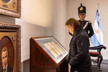 Una réplica del acta, en el Salón de la Jura.