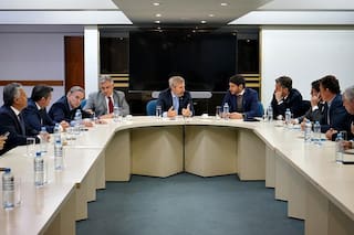 Gobernadores dialoguistas suben al rango a acuerdistas, mientras que otros se alejan más de la Casa Rosada
