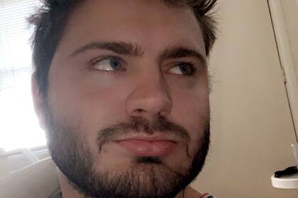 Una selfie de Josh Hall, el seguidor de 21 años de Trump que engañó al presidente norteamericano