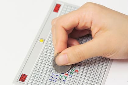 Una tarjeta del Buscaminas papel