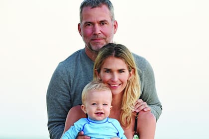 Una tierna postal familiar junto a su marido, con quien lleva cuatro años de casada.