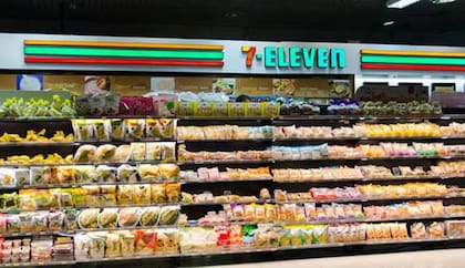 Una tiktoker contó su experiencia al probar los tostados de jamón y queso de 7-Eleven, una marca reconocida en Tailandia