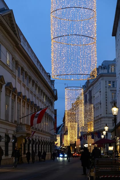 Una toma de la aristocrática Herrengasse, donde se encuentran los palacios de la nobleza, que aspiraba a vivir cerca de Francisco José y la legendaria Sissi. Foto: Emilia Cavanagh