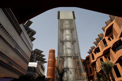 Una torre sustentable en el Masdar Institute, en Abu Dhabi. (AP Photo/Kamran Jebreili, File)