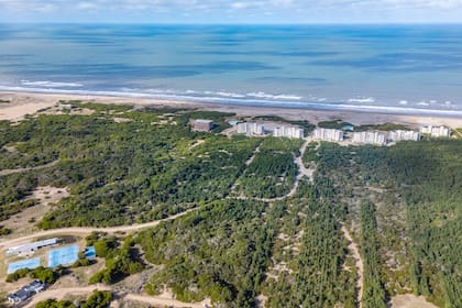 Una unidad terminada de tres ambientes frente al mar se consigue desde los US$300.000
