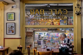 En qué bar se sirvió el primer café con leche de Buenos Aires y en cuál se sigue haciendo el terrón de azúcar