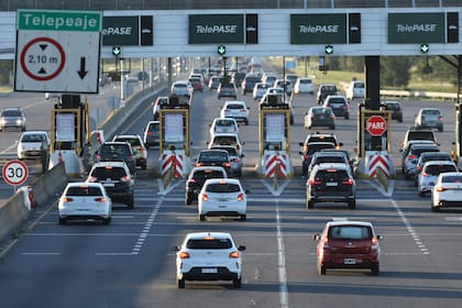 Una vez obtenida la información de la tarjeta, se realizan cargos de bajo monto pero de manera reiterada