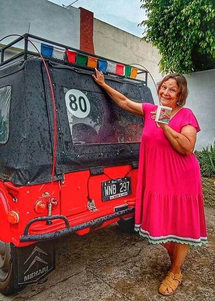 Una vez que compró el Mehari empezó a viajar