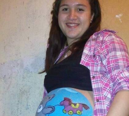 Una vez que hizo el clic Romina se dedicó a cuidar a su bebé.