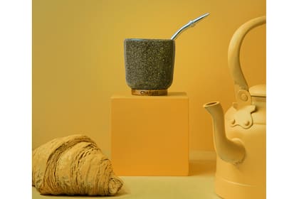 Una vez que tuvieron la idea, debieron desarrollar el proceso: desde la obtención de los materiales hasta la forma de trabajar un polímero resistente