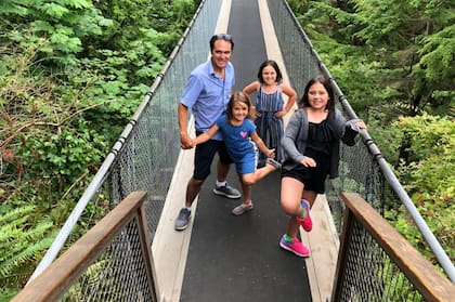 Cecilia y Gastón tuvieron tres hijas.