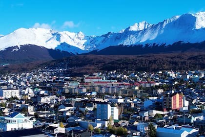 Una vista aérea de la ciudad de Ushuaia.